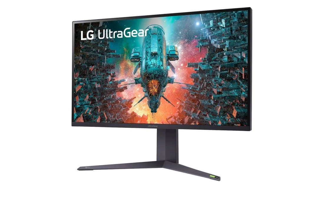 LG UltraGear 32GQ950P-B 32 3840 x 2160 (4K) HDMI DisplayPort 144Hz Pivot Skærm